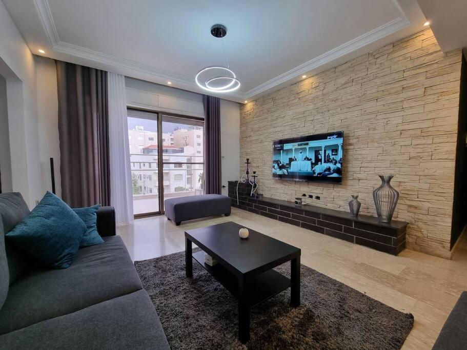 Deir Ghbar 3 Rooms Apart Amman Exterior photo